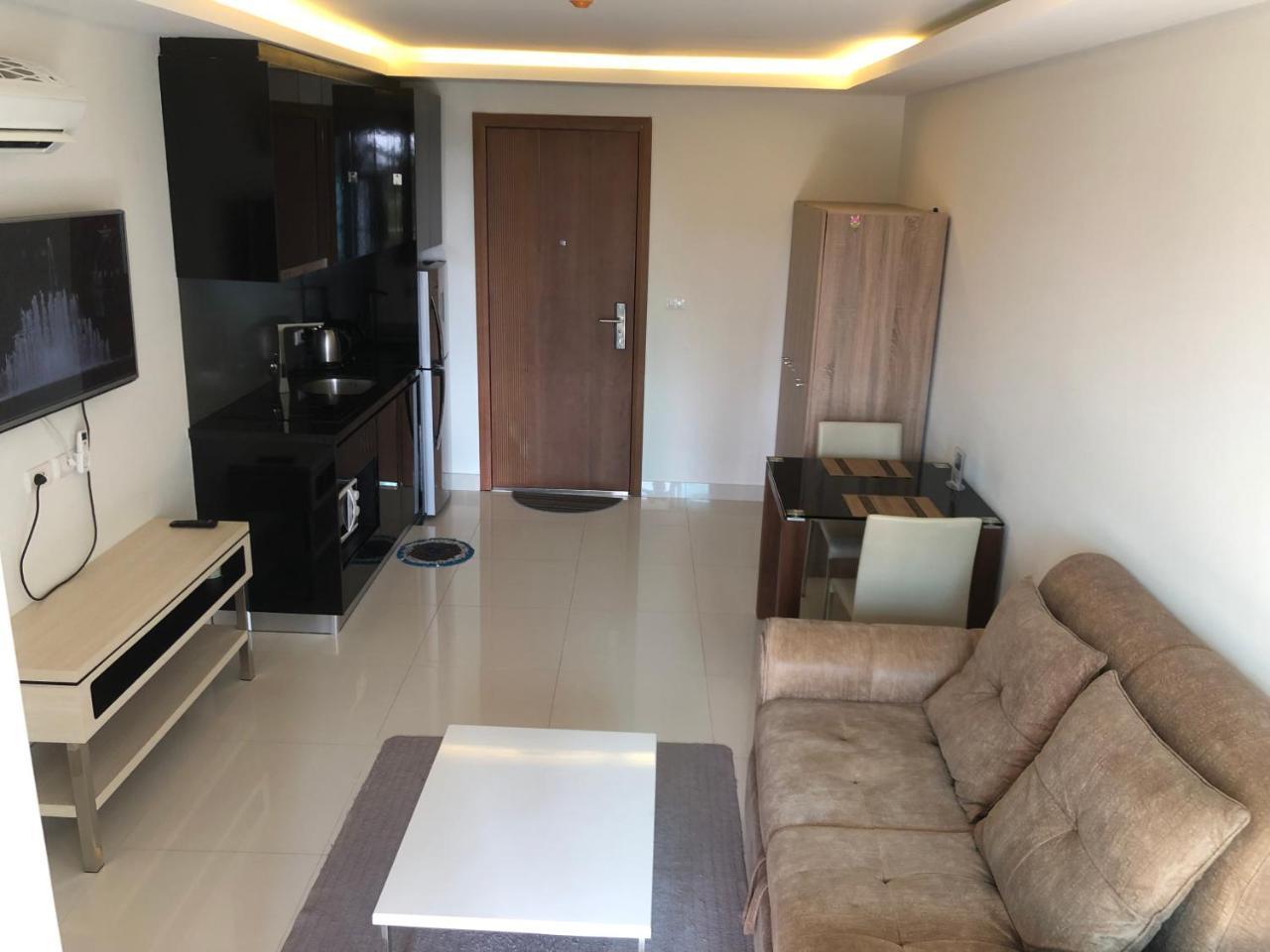 Apartamento Club Royal Wongamat Pattaya Exterior foto